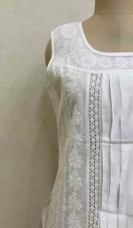 Women's Lakhnavi Handcrafted Cotton Chikankari Top - HONC030349 - Image 3